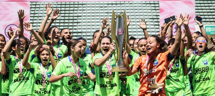 Feminino Sub-17 tem pontapé inicial neste sábado 